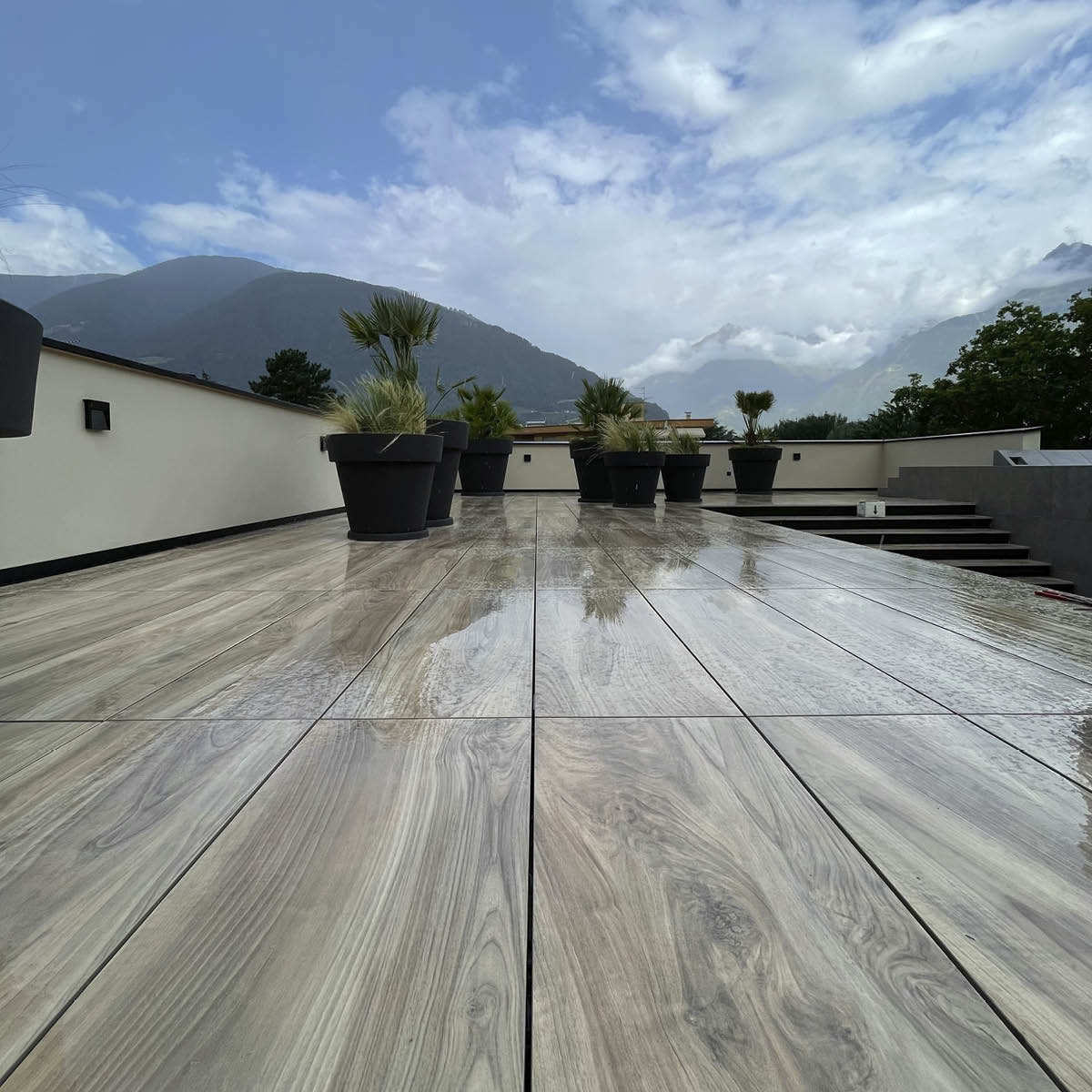 Elegante Aussenfliesen Baustudio Suedtirol
